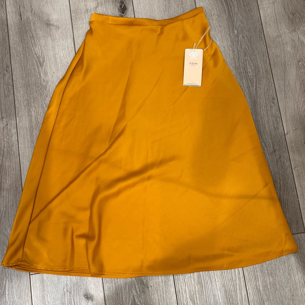 Blashe gold skirt ✨